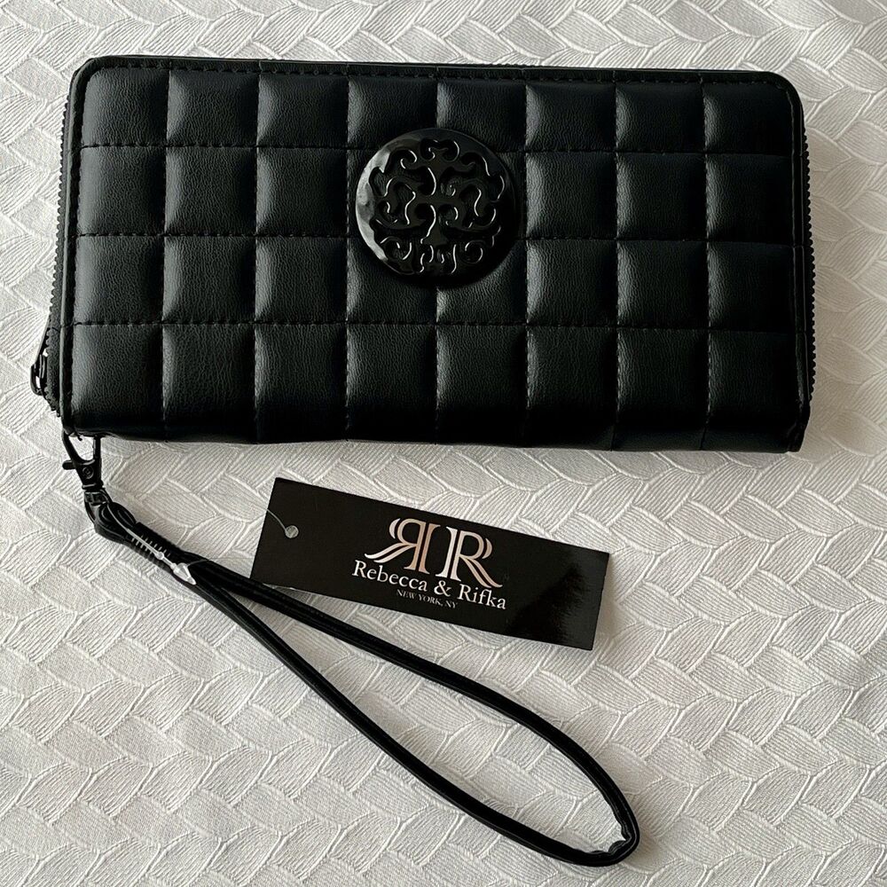 Rebecca & Rifka Wallet Black Padded Quilt Square Wrist Strap